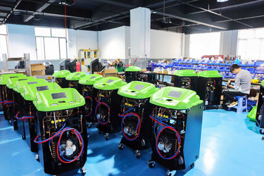Guangzhou Wonderfu Automotive Equipment Co., Ltd linea di produzione in fabbrica